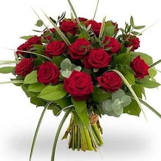 19 red roses with greenery | Flower Delivery Korolev